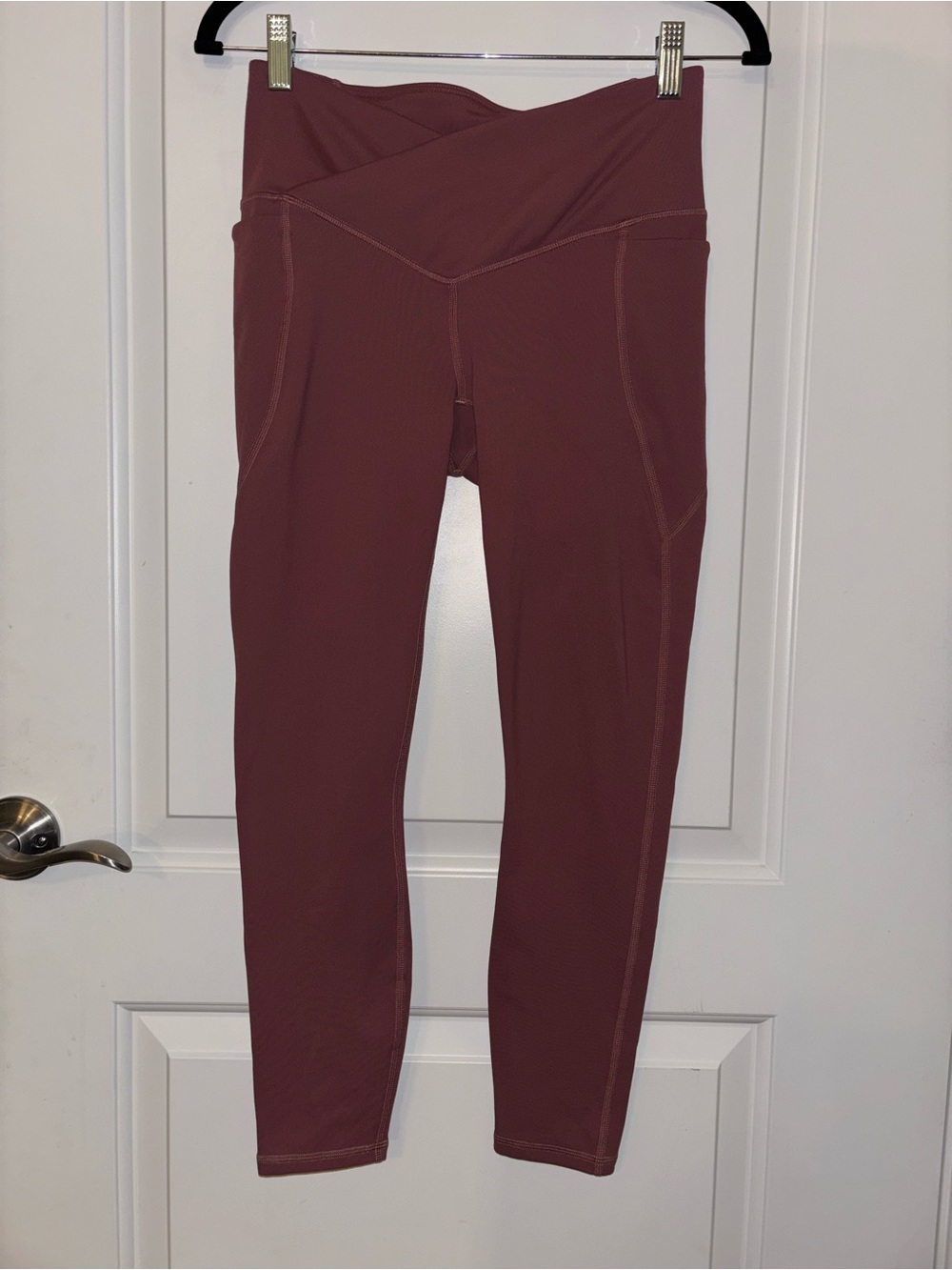 Fabletics Women’s Cross-Waist Leggings in Mauve